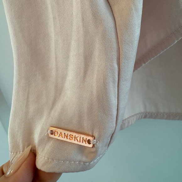 NWT Danskin Silky Sleep Camisole - Pearl Blush - Picture 5 of 9